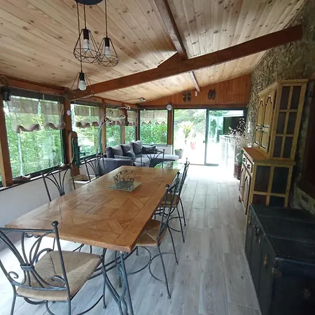 Maison Avec Piscine Au Milieu Des Bois